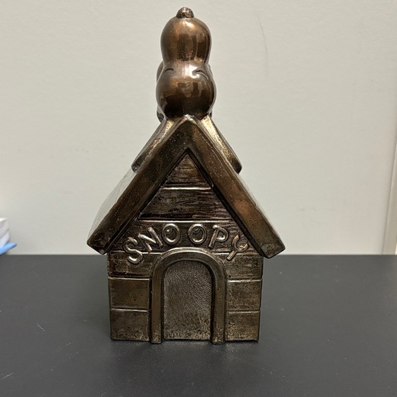 1958 Vintage Snoopy Bank-Silverplate - Picture 1 of 4